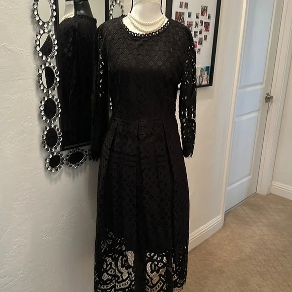knee length dresses for ladies Kiyonna Women's Plus Size Mademoiselle Lace Dress main image 0